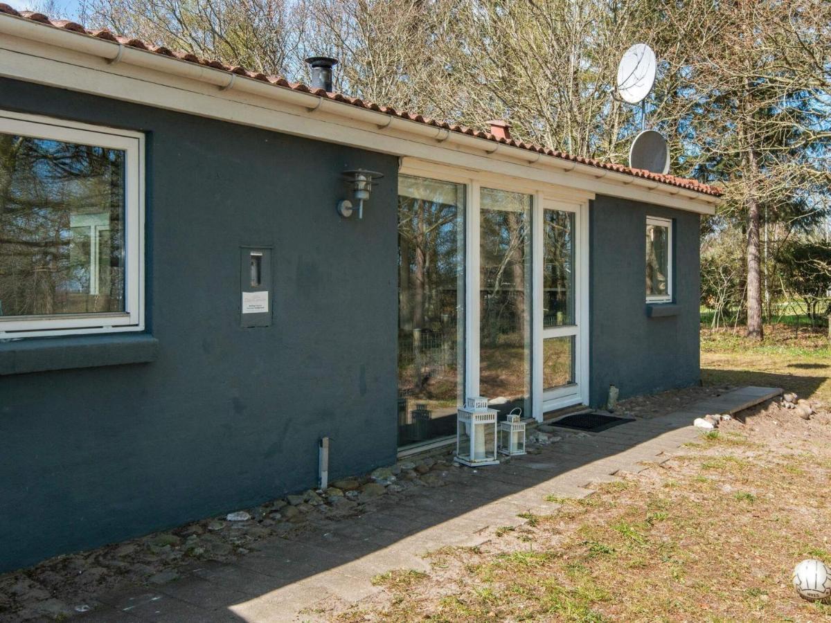 8 Person Holiday Home In Rsted Kare Bagian luar foto